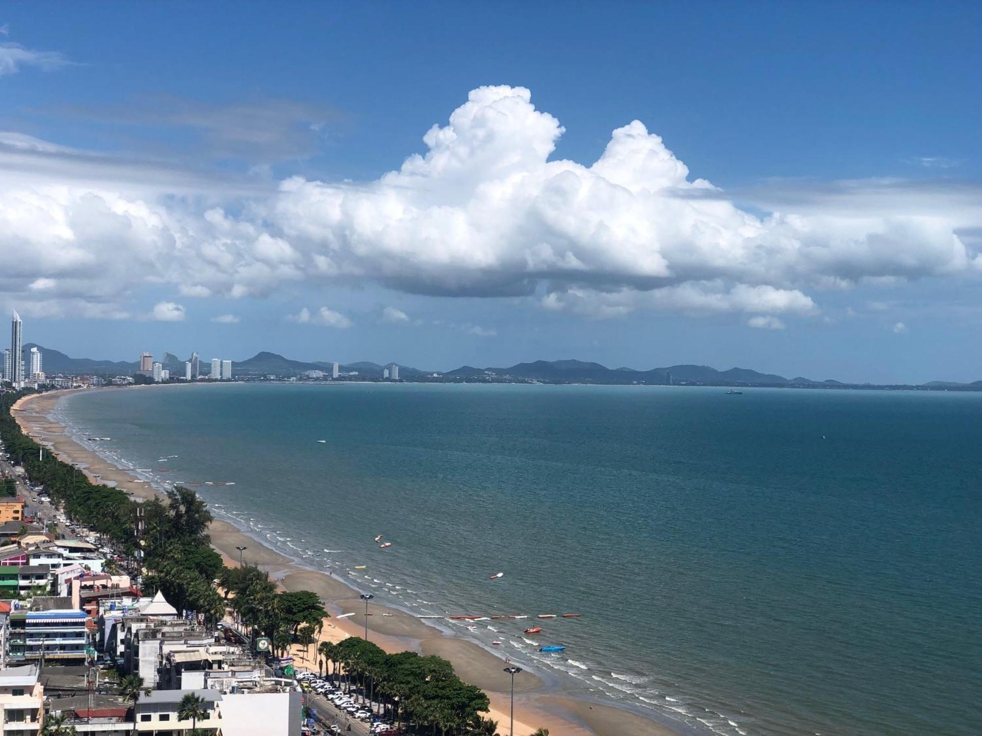 Viewtalay Beachfront By Nd Pattaya Exterior foto