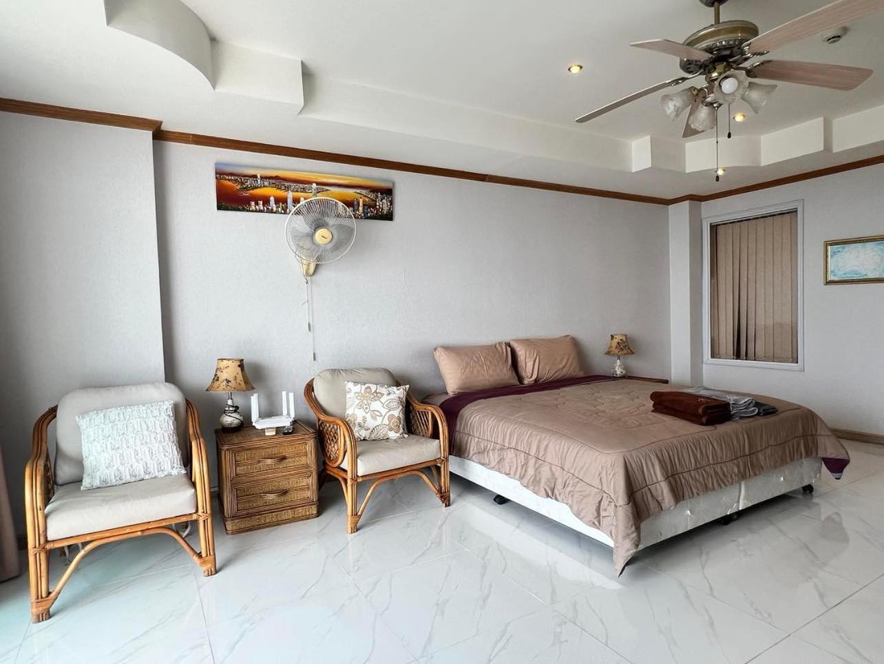 Viewtalay Beachfront By Nd Pattaya Exterior foto